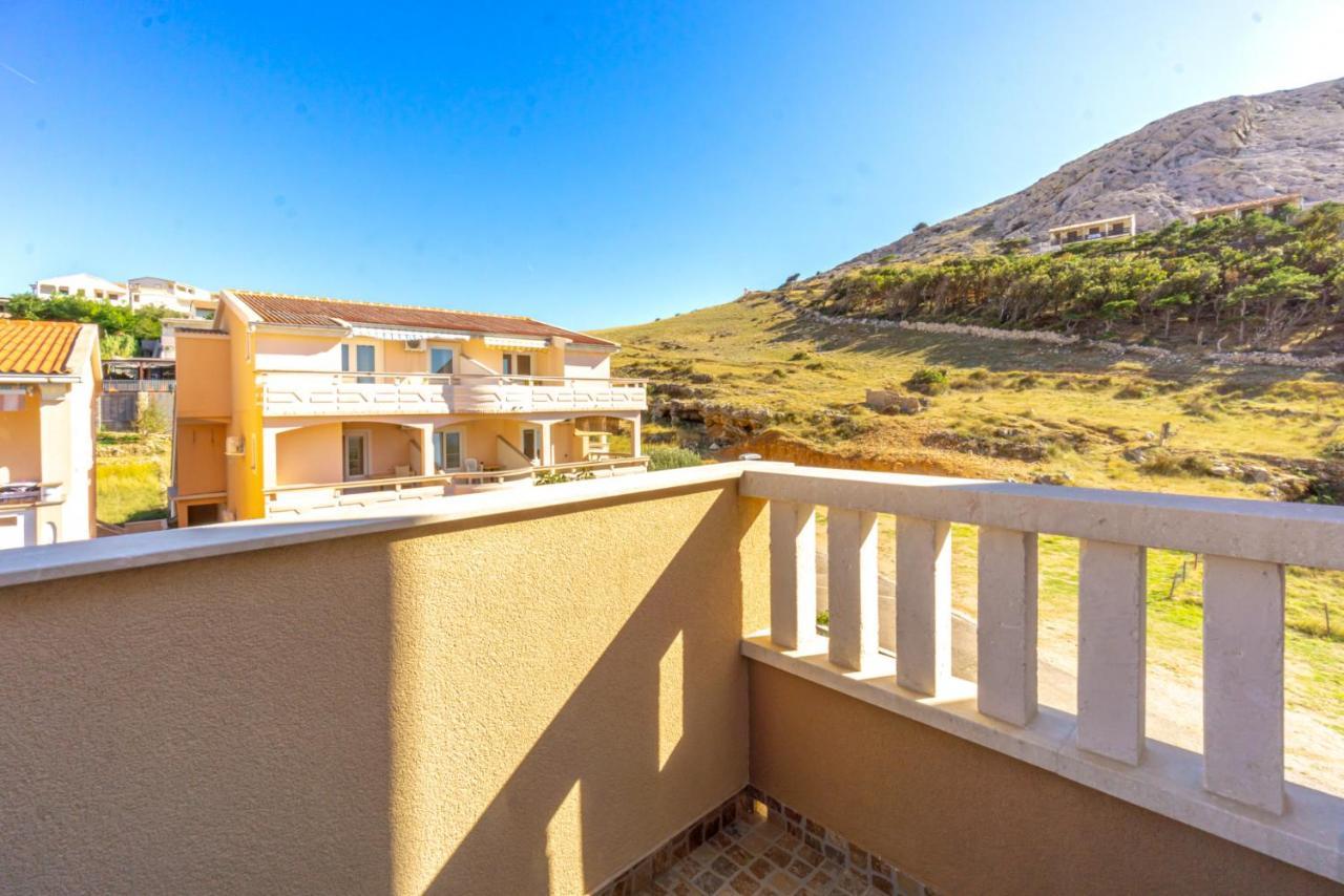 Kustic At The Beach Metajna Exterior photo
