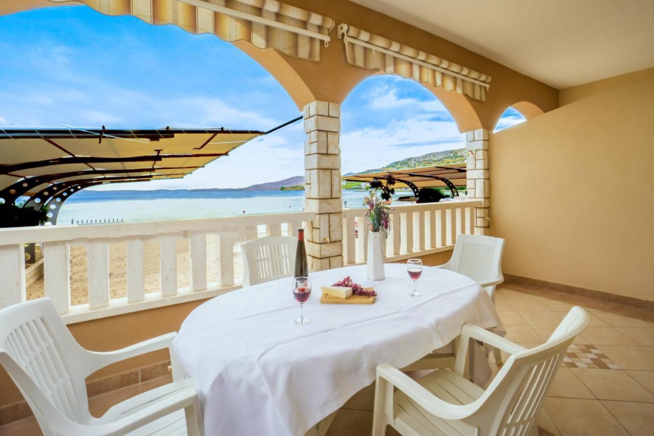 Kustic At The Beach Metajna Exterior photo