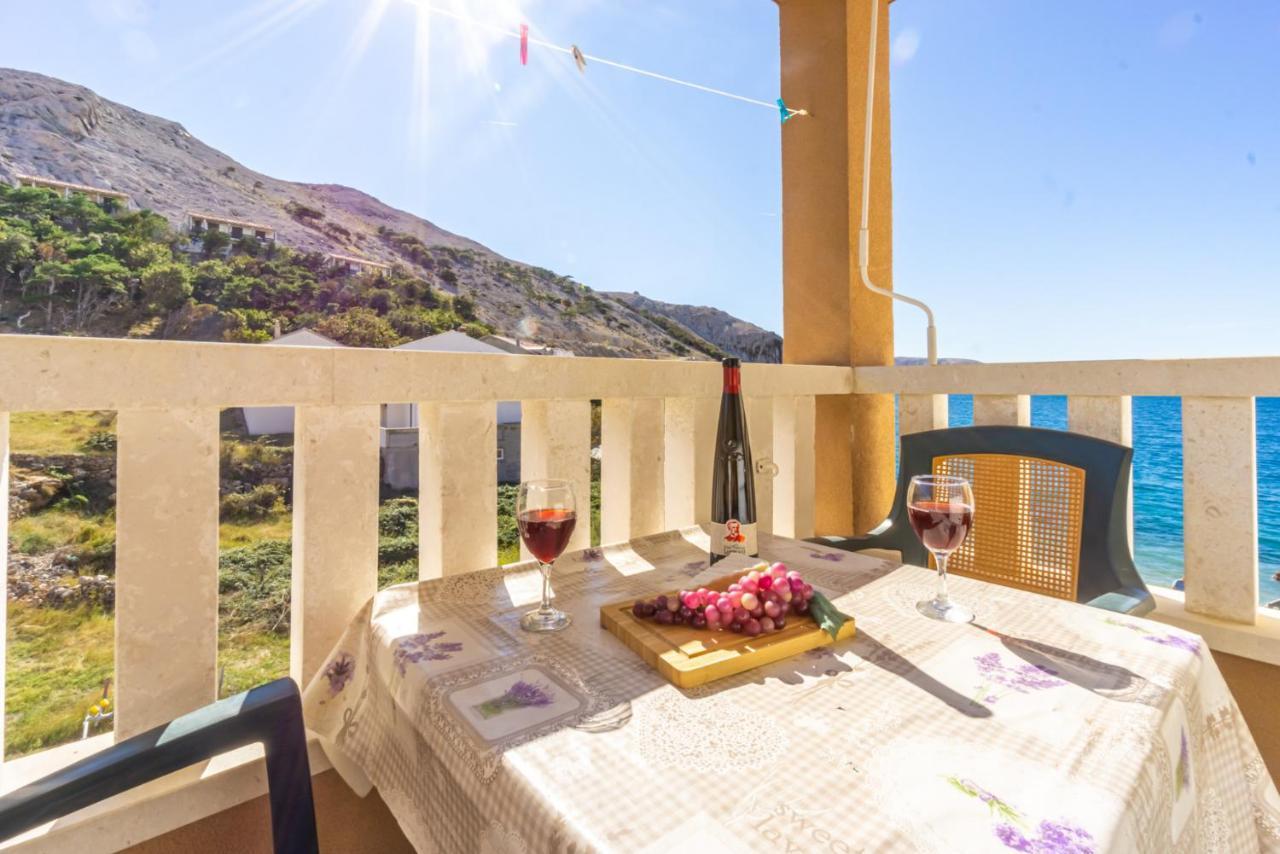 Kustic At The Beach Metajna Exterior photo